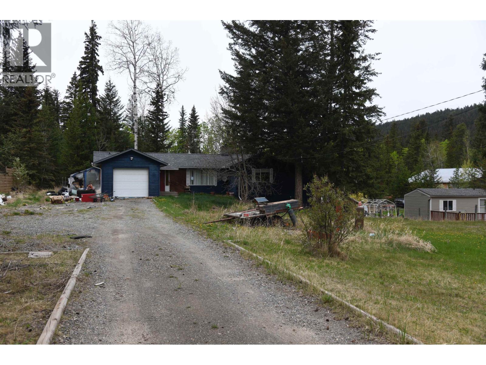 6462 MERCER ROAD - 2