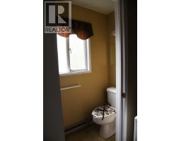 Bedroom 3 - 6462 Mercer Road, 100 Mile House, BC V0K2E3 Photo 10