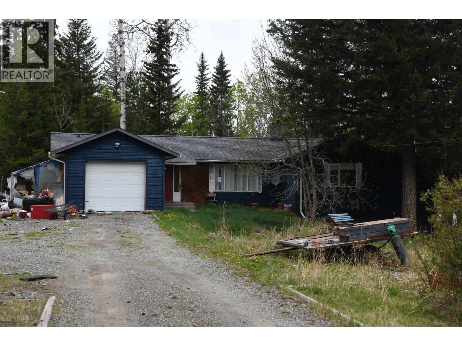 6462 MERCER ROAD - 1