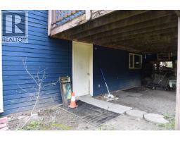 6462 Mercer Road, 100 Mile House, BC V0K2E3 Photo 16