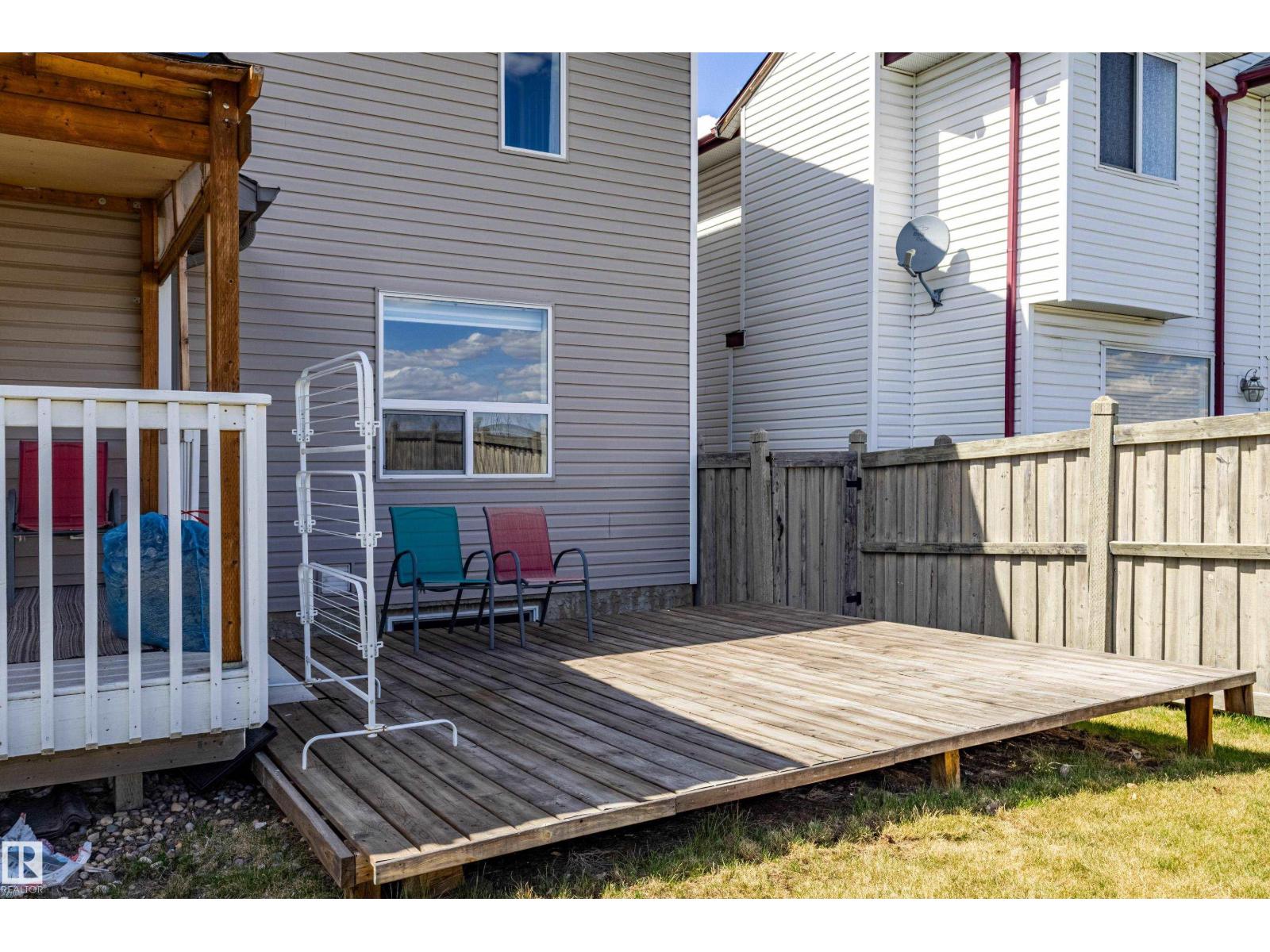 3540 MCLEAN CR SW - 42