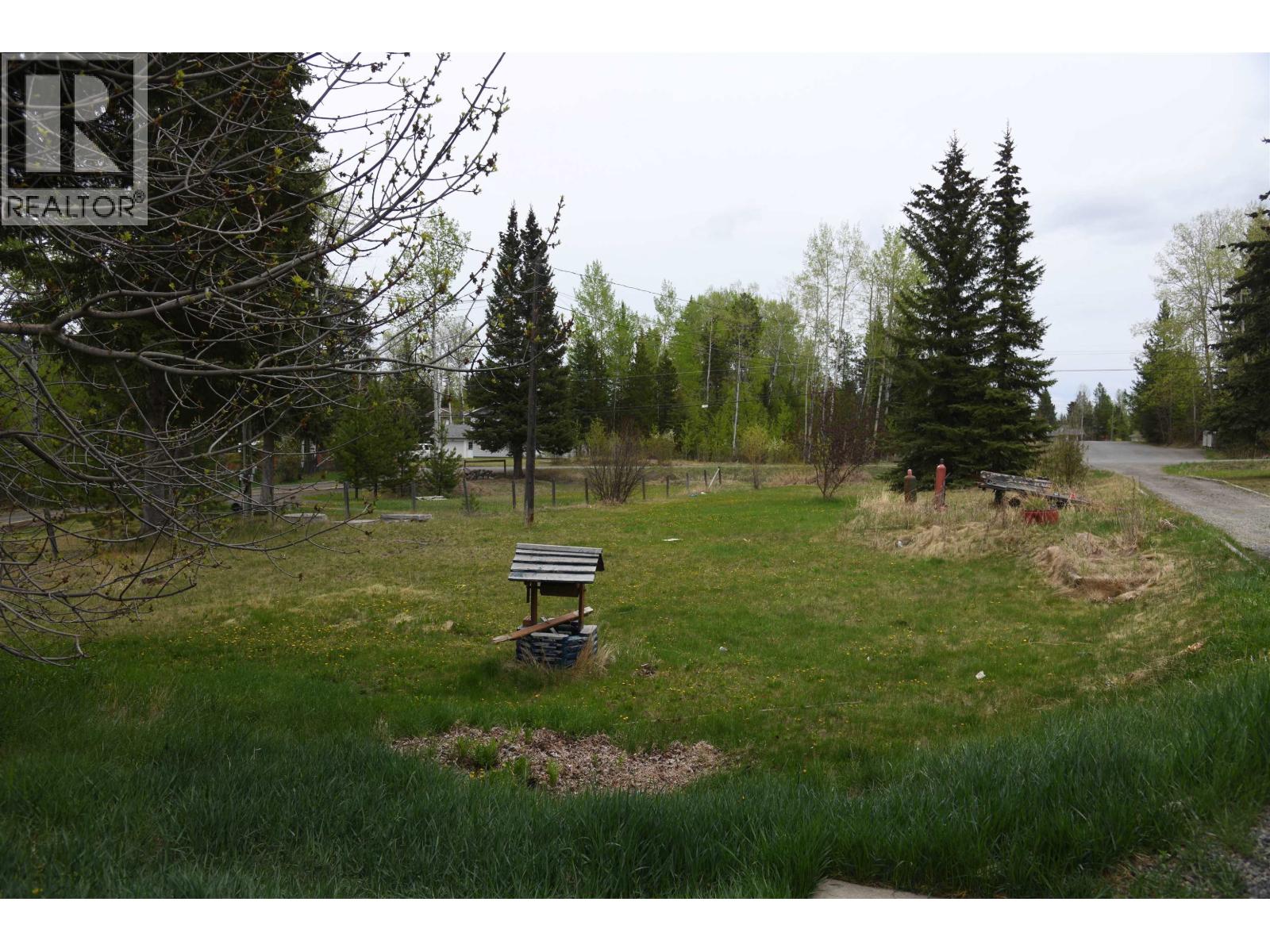 6462 MERCER ROAD - 24