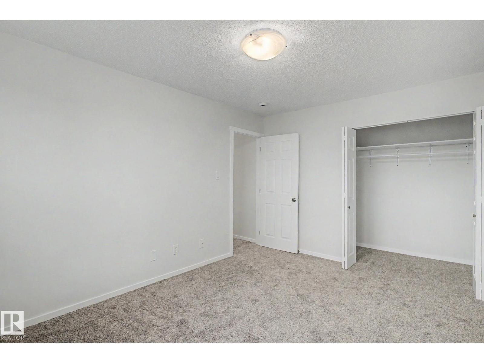 9B CLAREVIEW VG NW, Edmonton