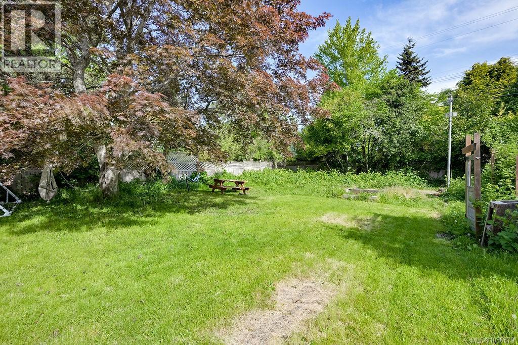  2106 Neil Street, Oak Bay
