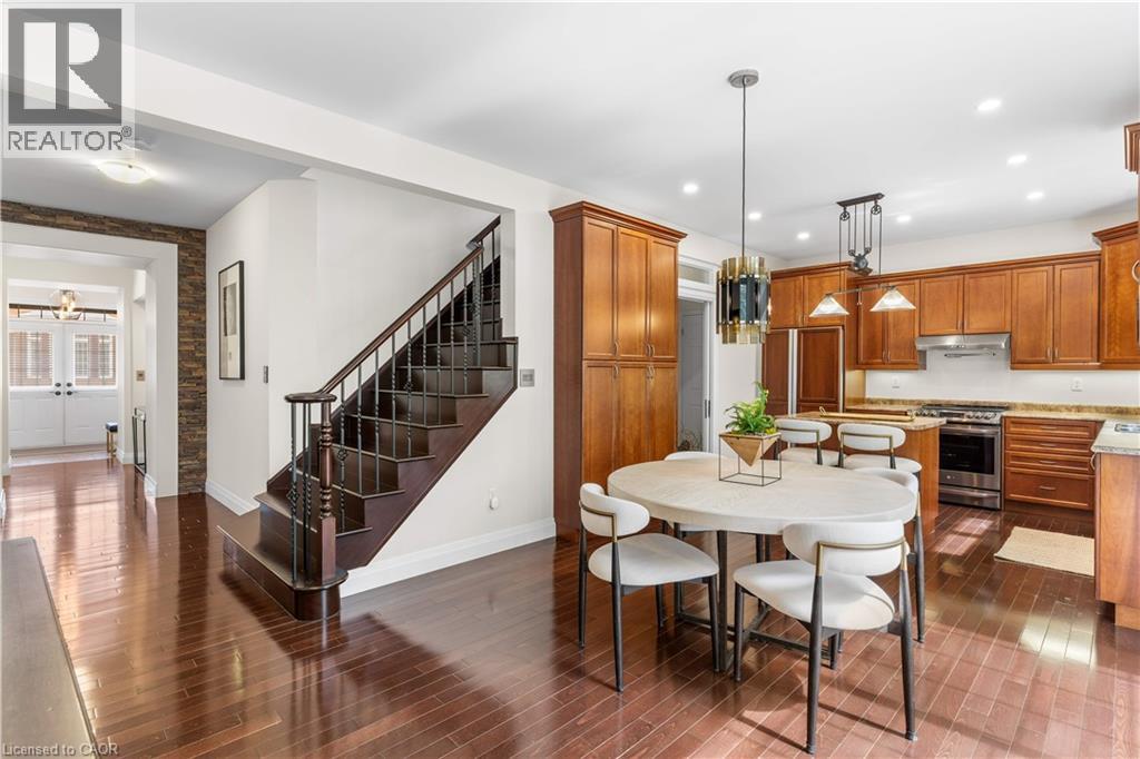 103 GLAZEBROOK Crescent - 17