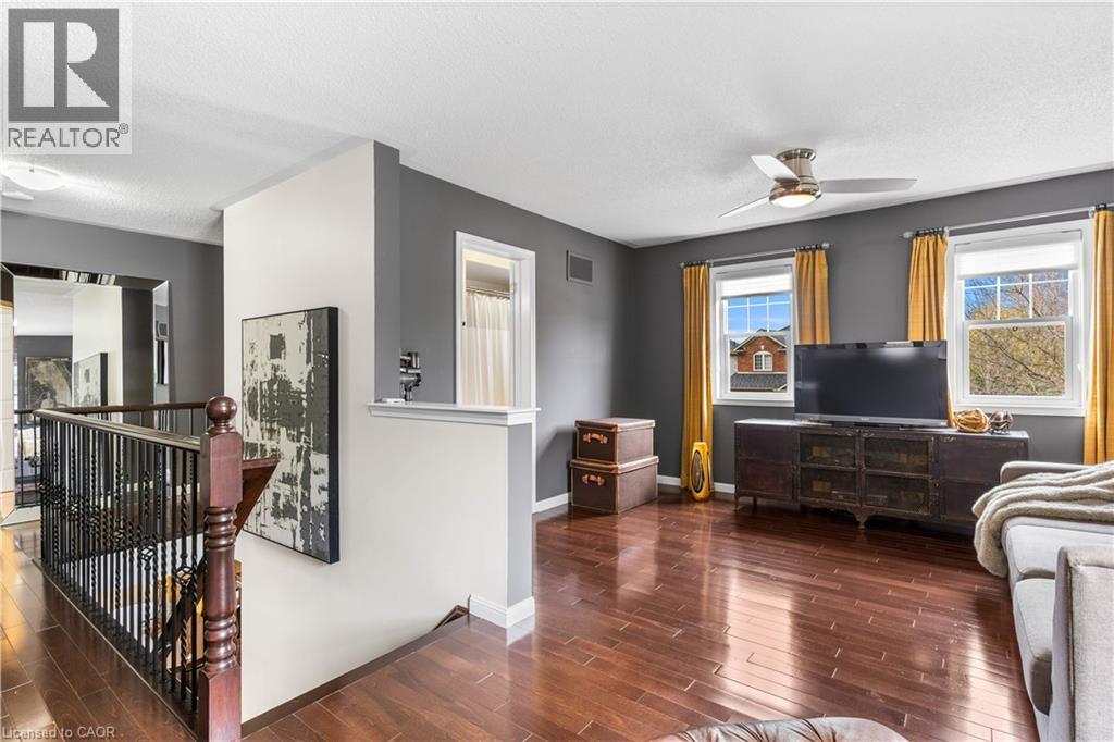 103 GLAZEBROOK Crescent - 24