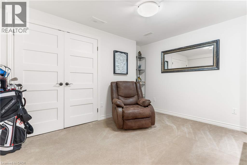103 GLAZEBROOK Crescent - 43