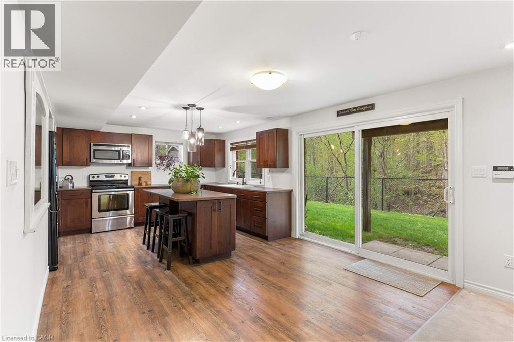 103 GLAZEBROOK Crescent - 37
