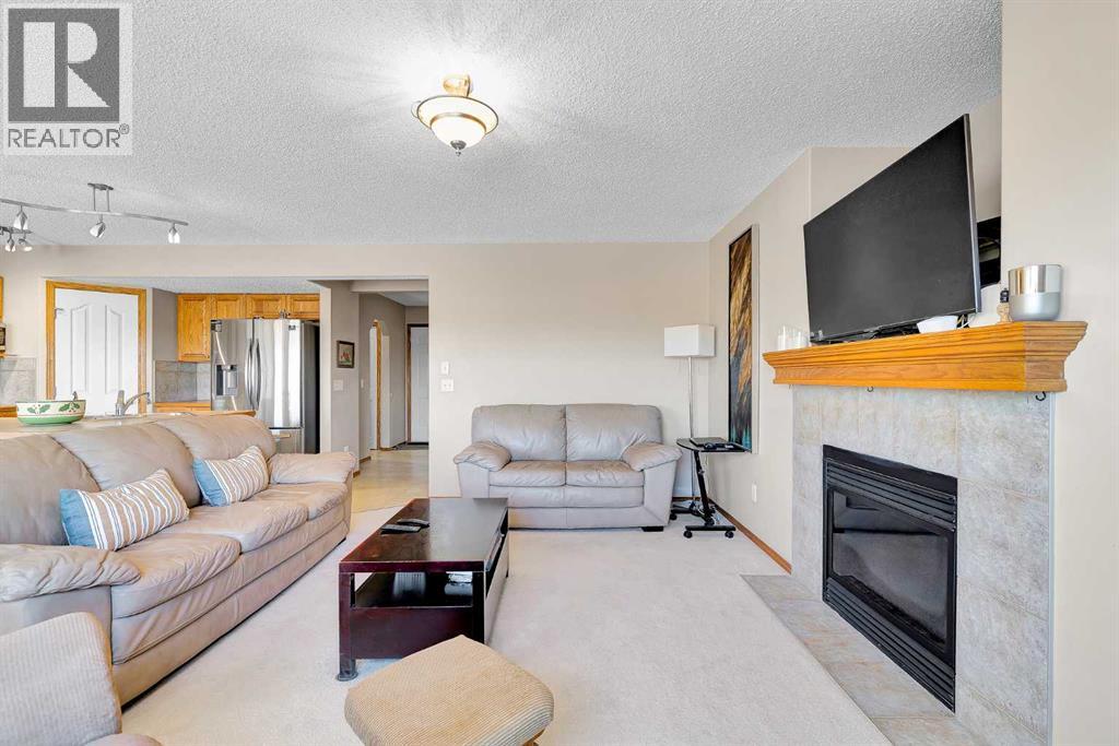 132 Saddletree Close NE - 6
