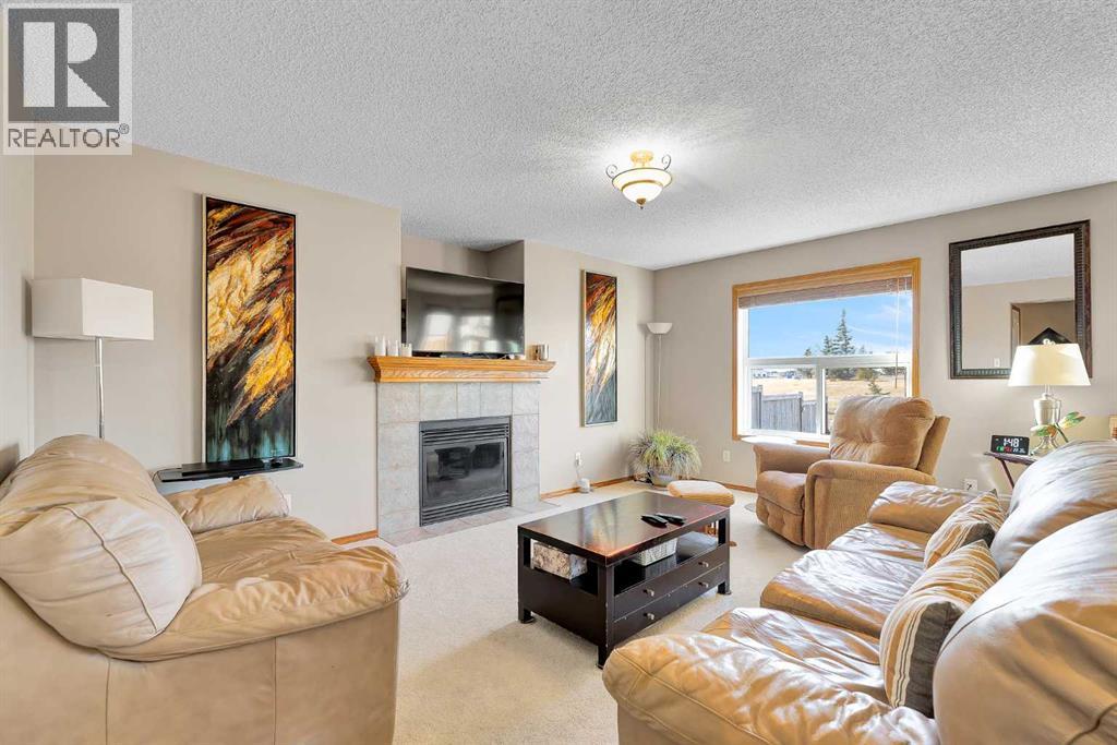 132 Saddletree Close NE - 5