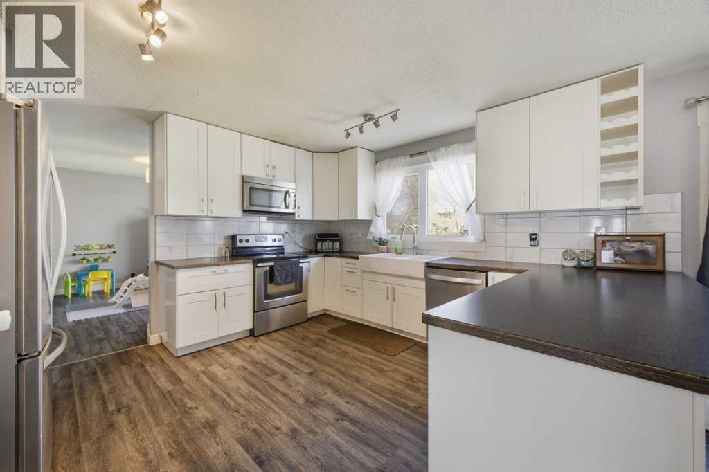 10 Blackstone Avenue — photo 15