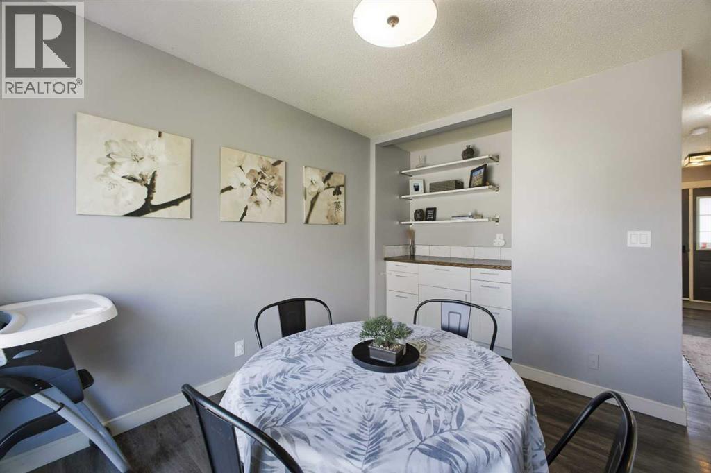 10 Blackstone Avenue — photo 12