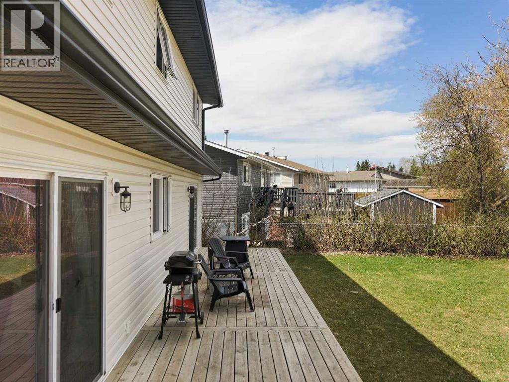 10 Blackstone Avenue — photo 6