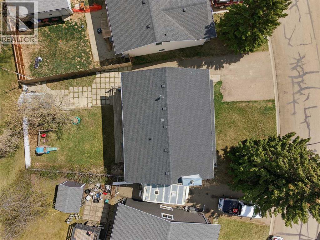10 Blackstone Avenue — photo 44