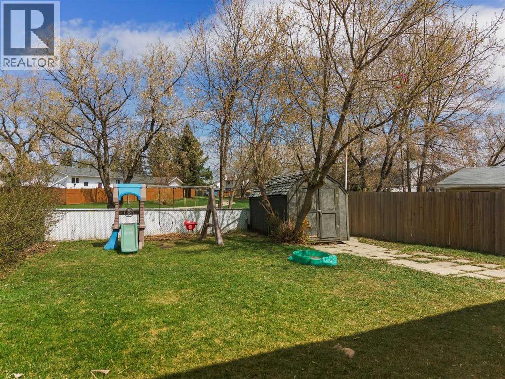 10 Blackstone Avenue — photo 39