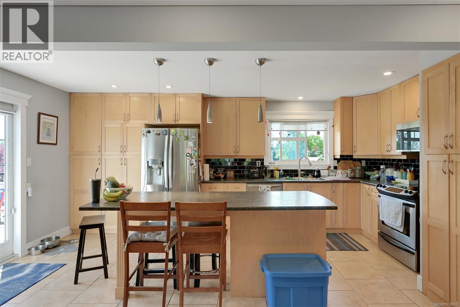 670 Polyanthus Cres - 11