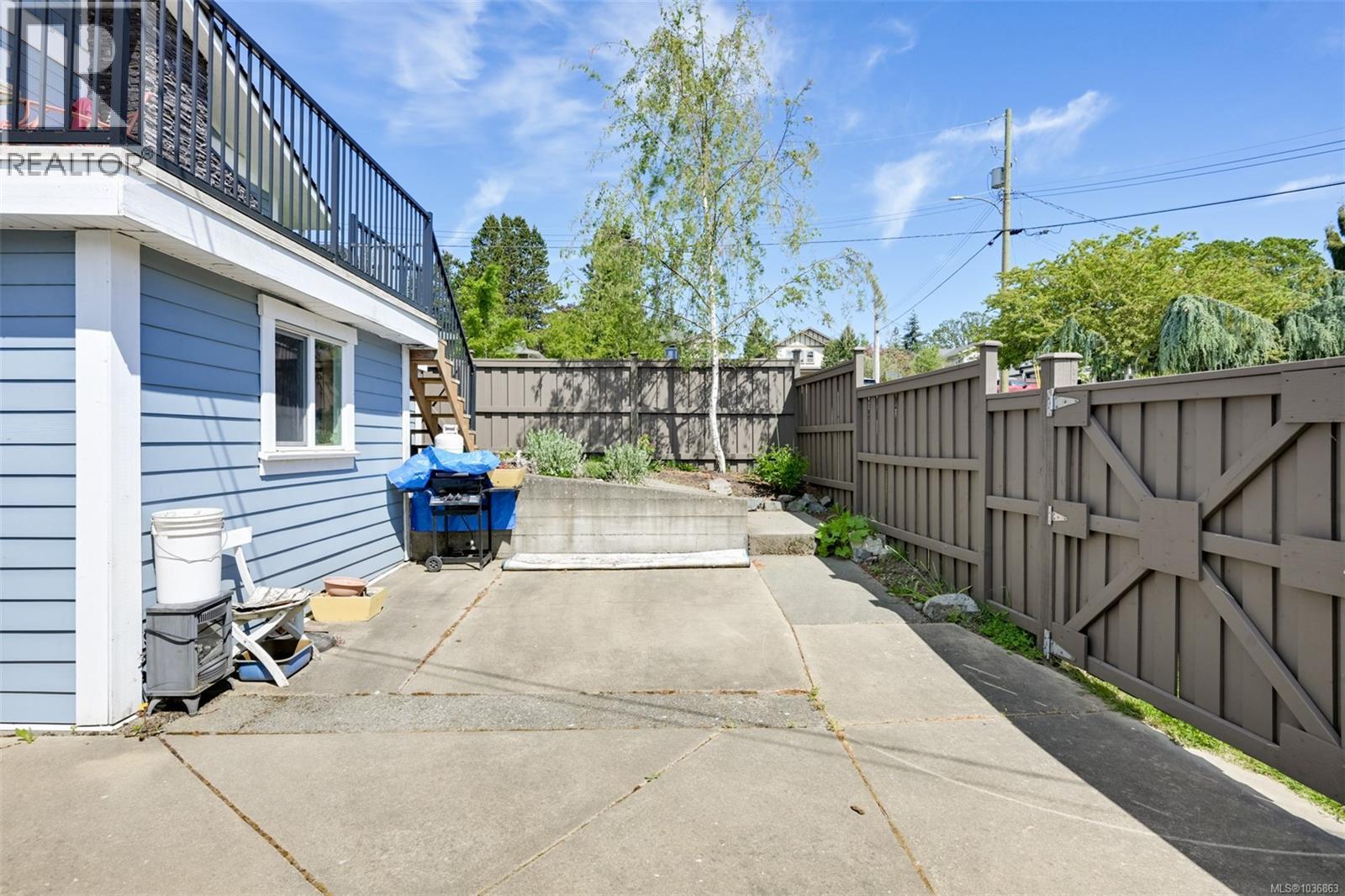670 Polyanthus Cres - 31