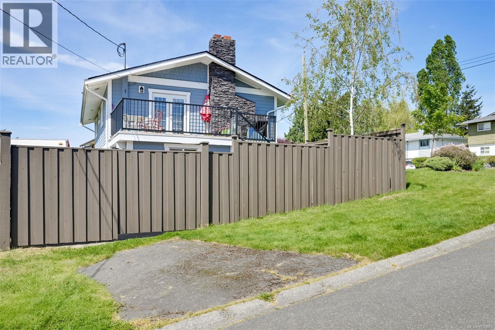 670 Polyanthus Cres - 40