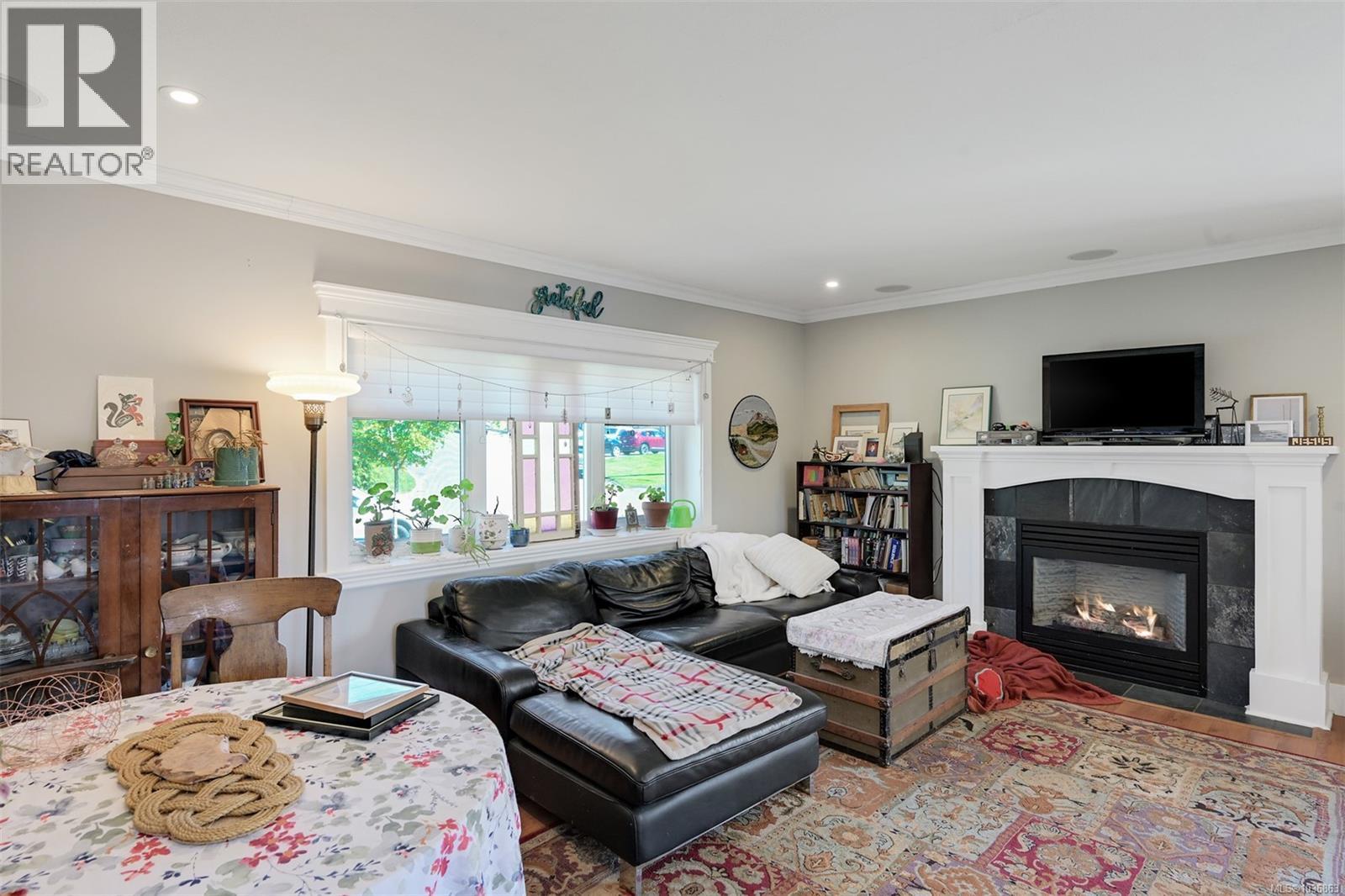 670 Polyanthus Cres - 7