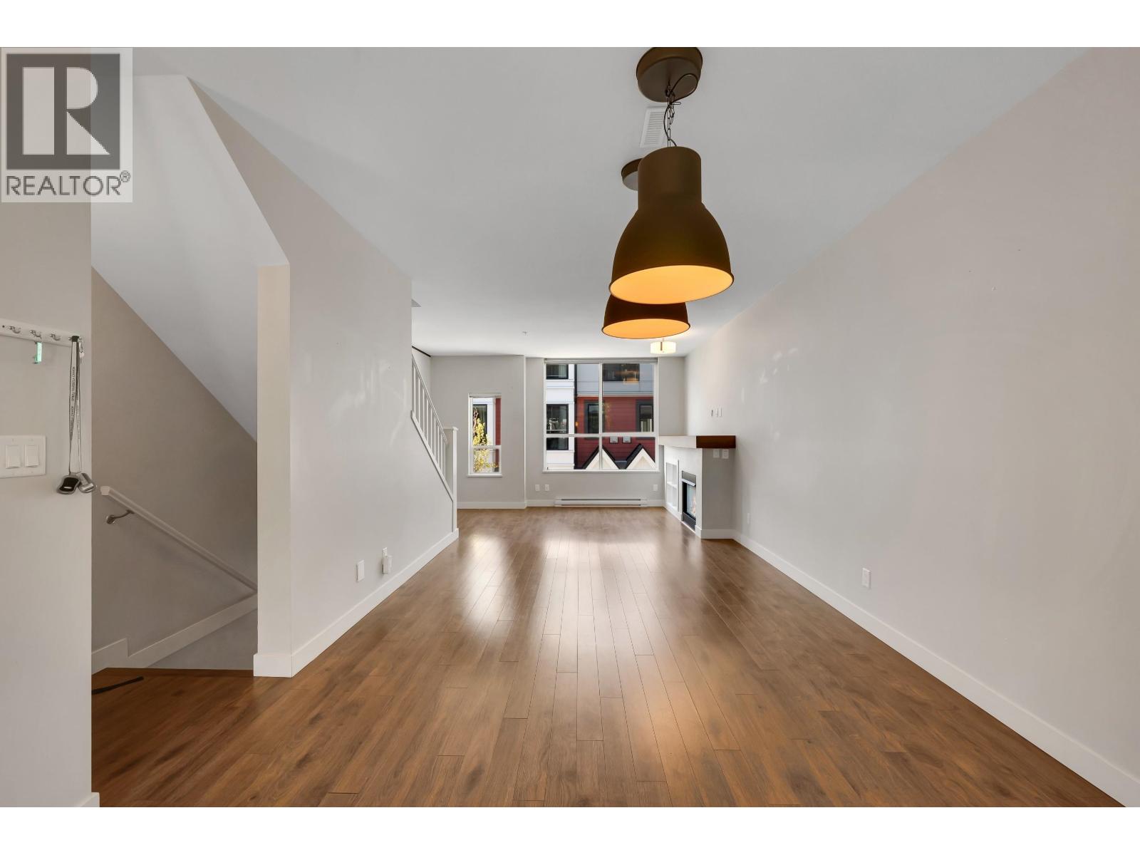 1227 BRANDYWINE DRIVE, Squamish