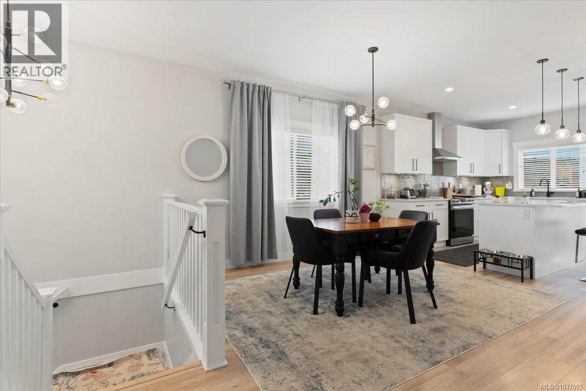 1360 Flint Ave - 7