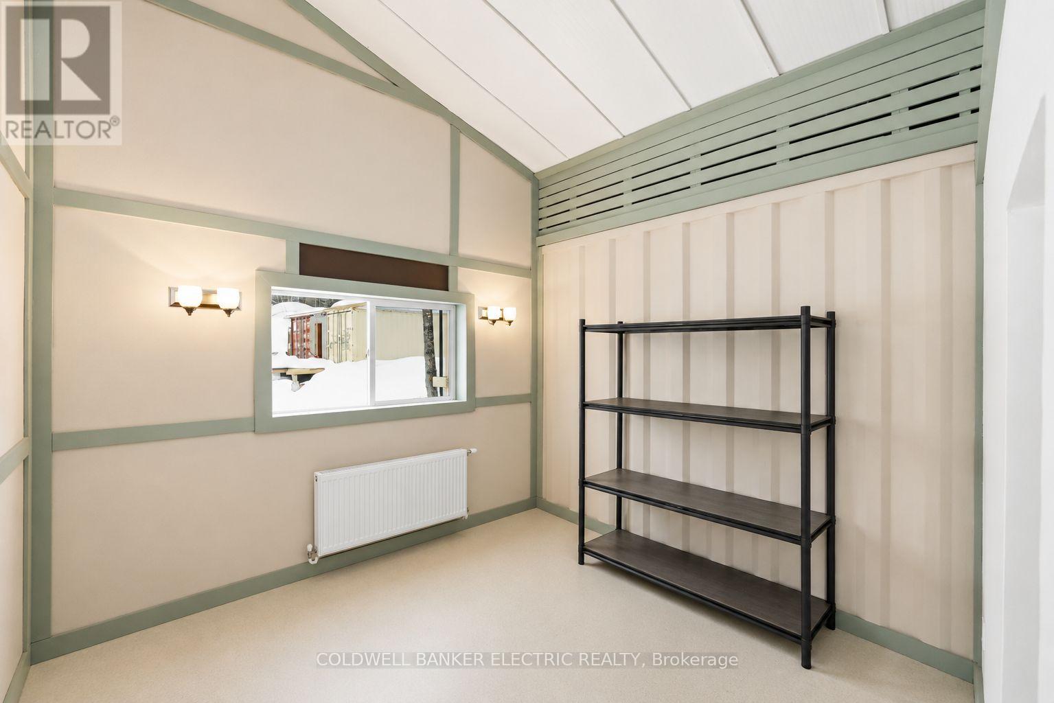 1211 GELERT ROAD - Image 33