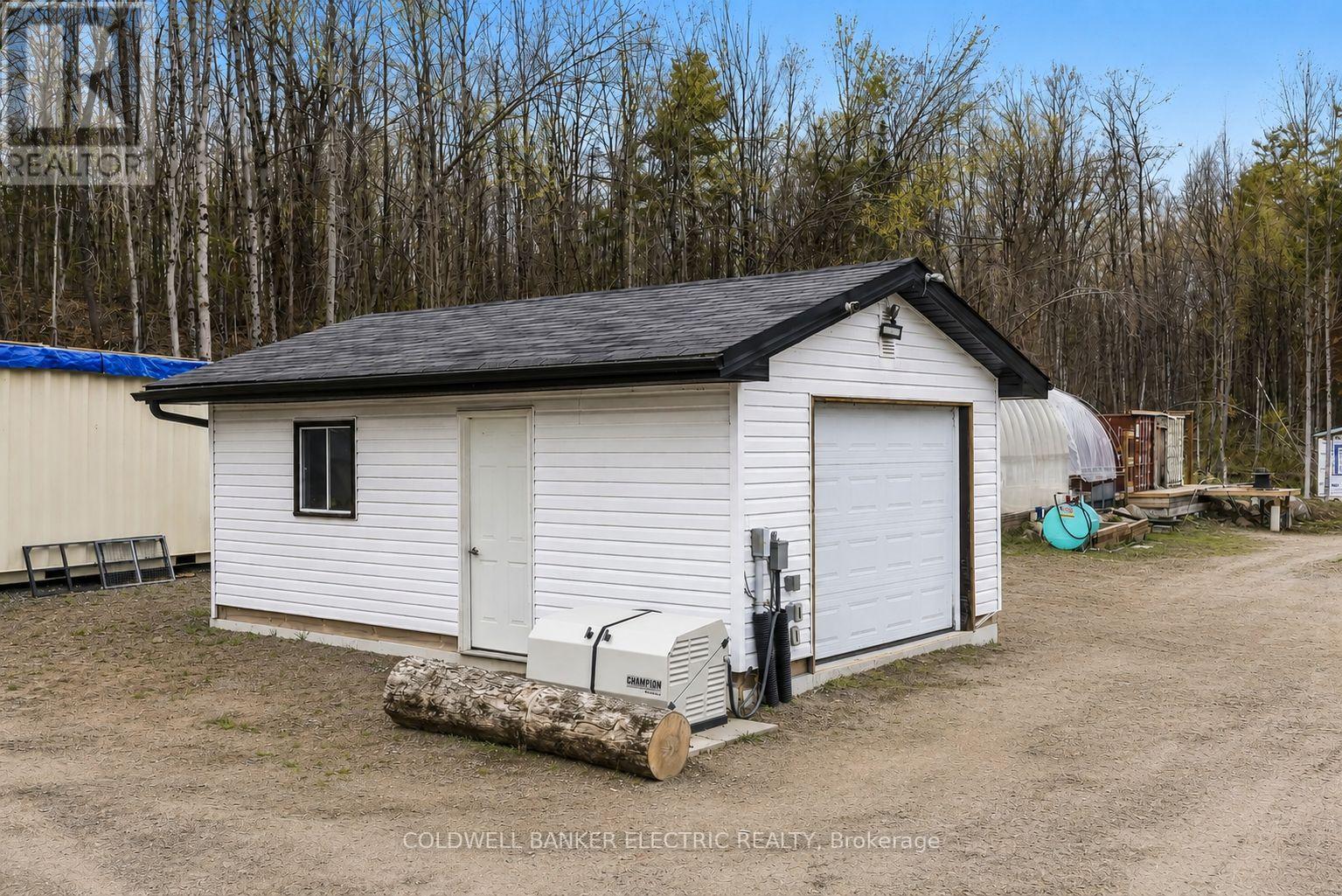1211 GELERT ROAD - Image 38