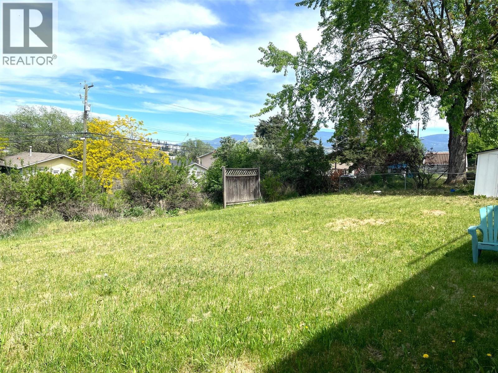 3805 22 Avenue - 14