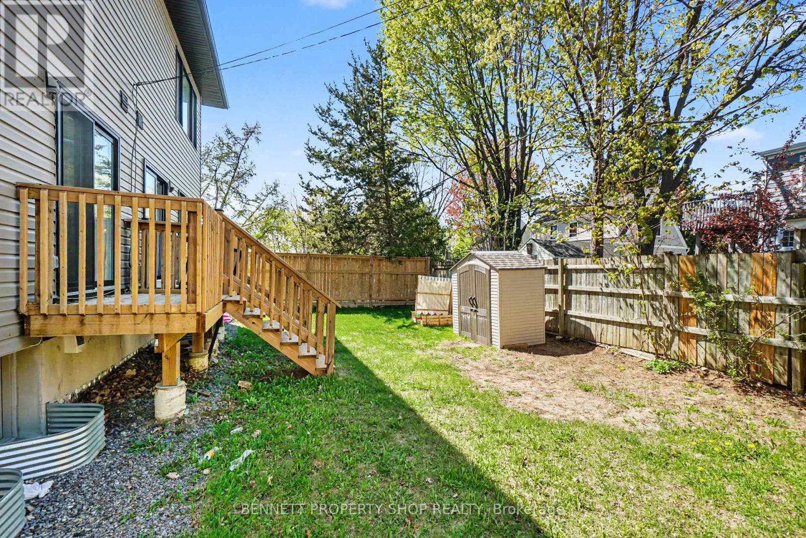 1225 RIDGEMONT AVENUE - 11