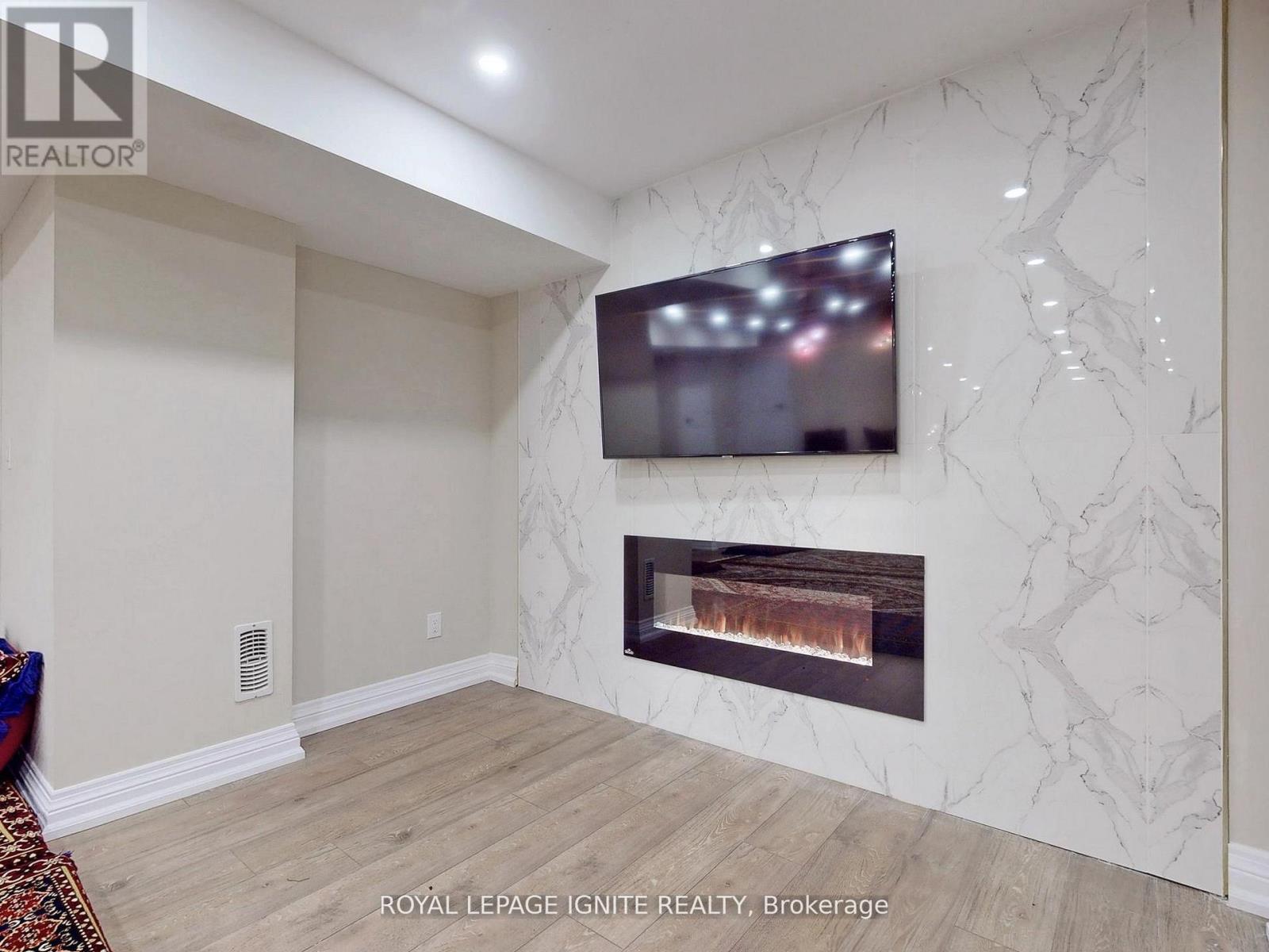 20 CHATTERTON BOULEVARD - 16