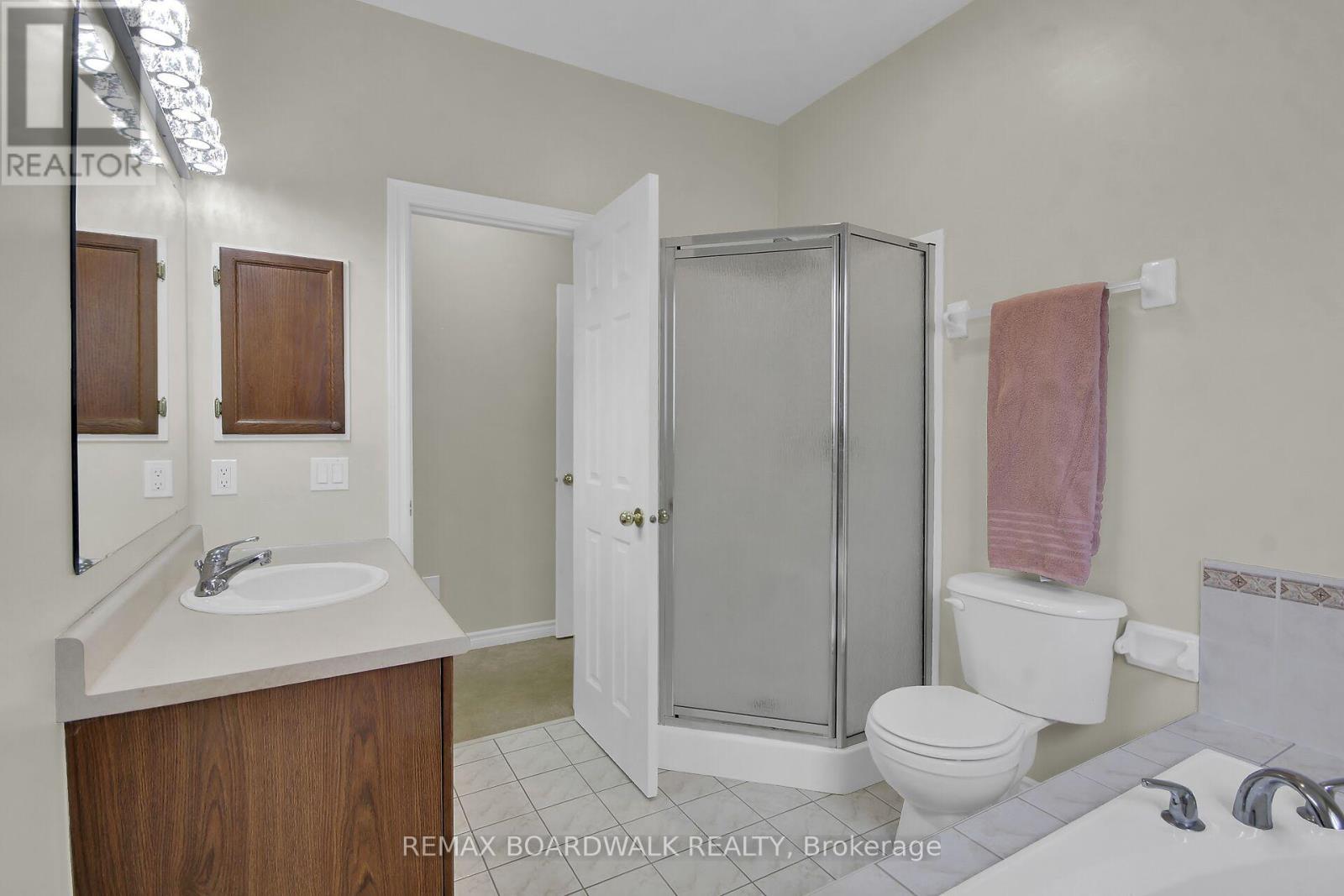 48 MARICONA WAY - 34