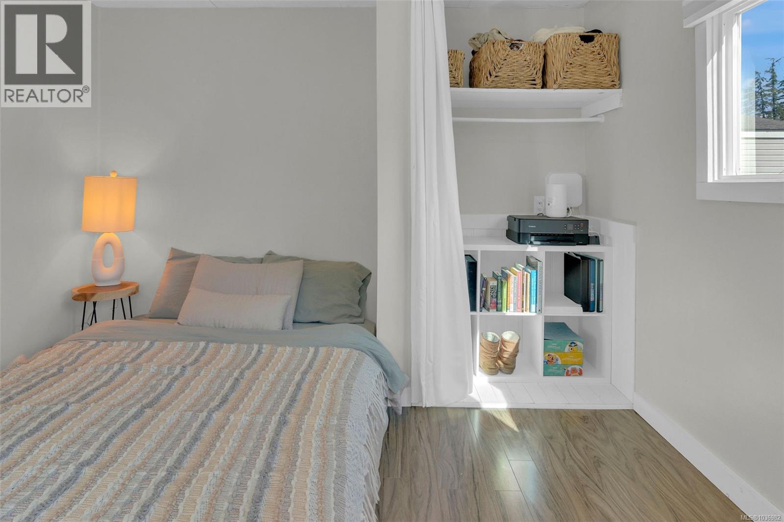 #143 1753 Cecil St - 17