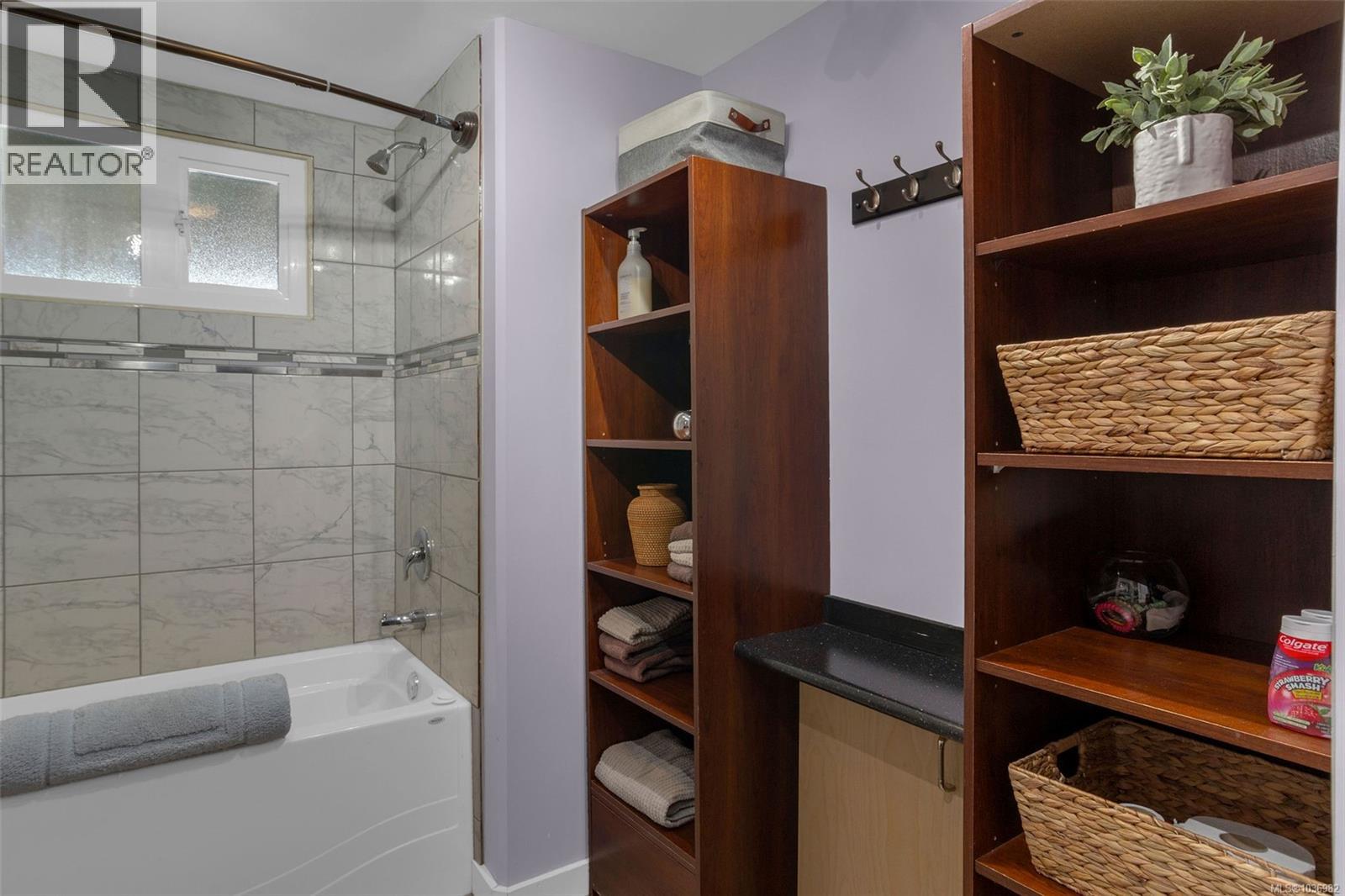 #143 1753 Cecil St - 19