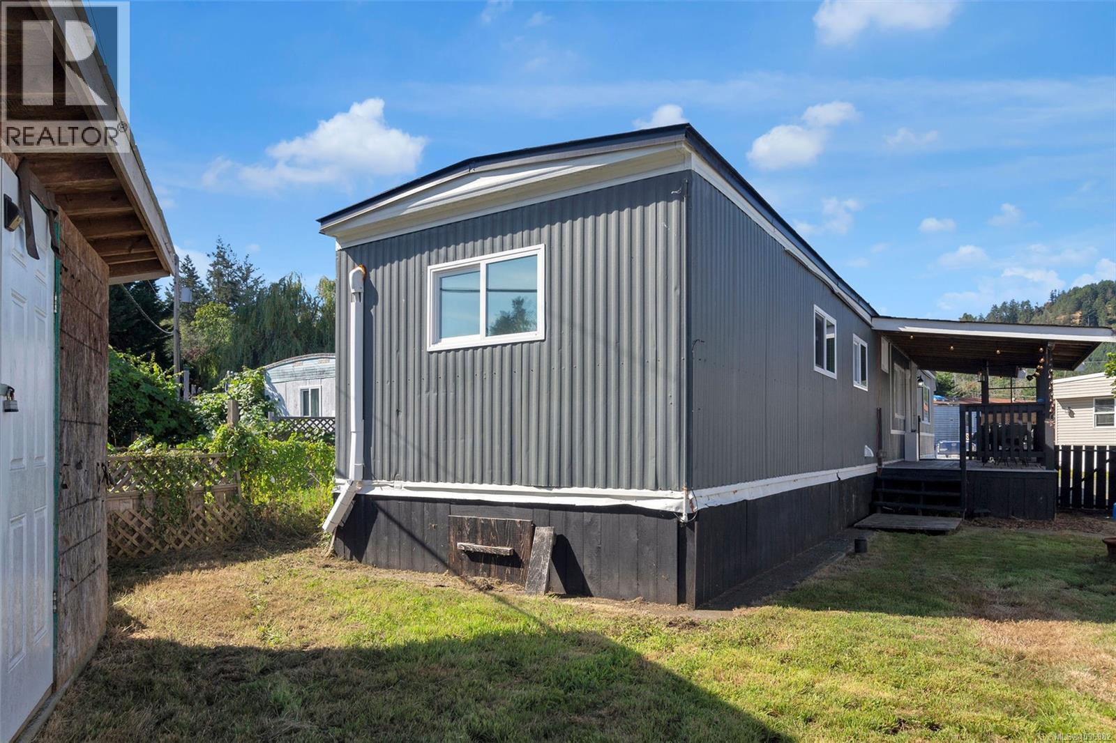 #143 1753 Cecil St - 25