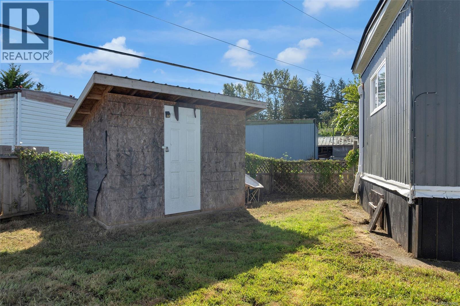 #143 1753 Cecil St - 30