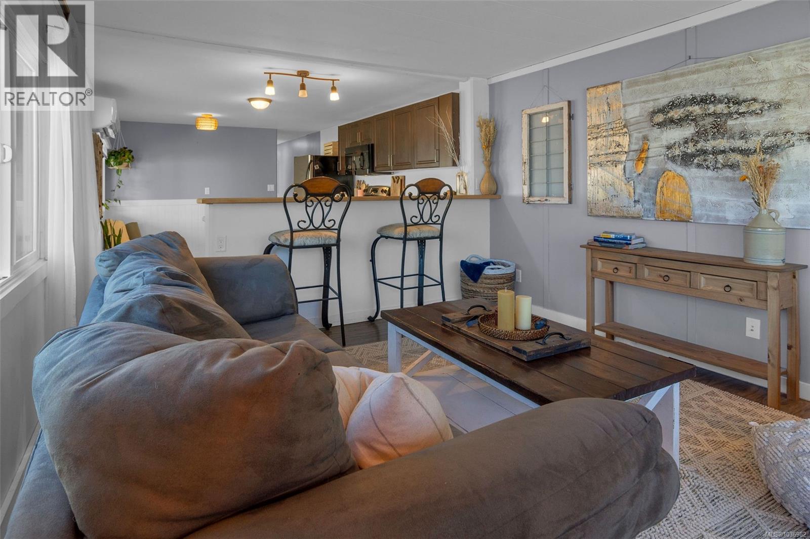 #143 1753 Cecil St - 4