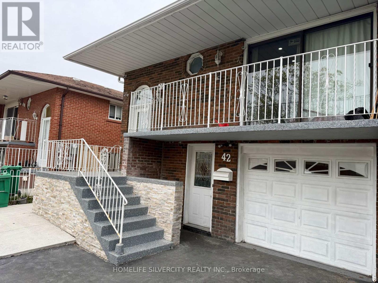 42 ROYAL SALISBURY WAY - 3
