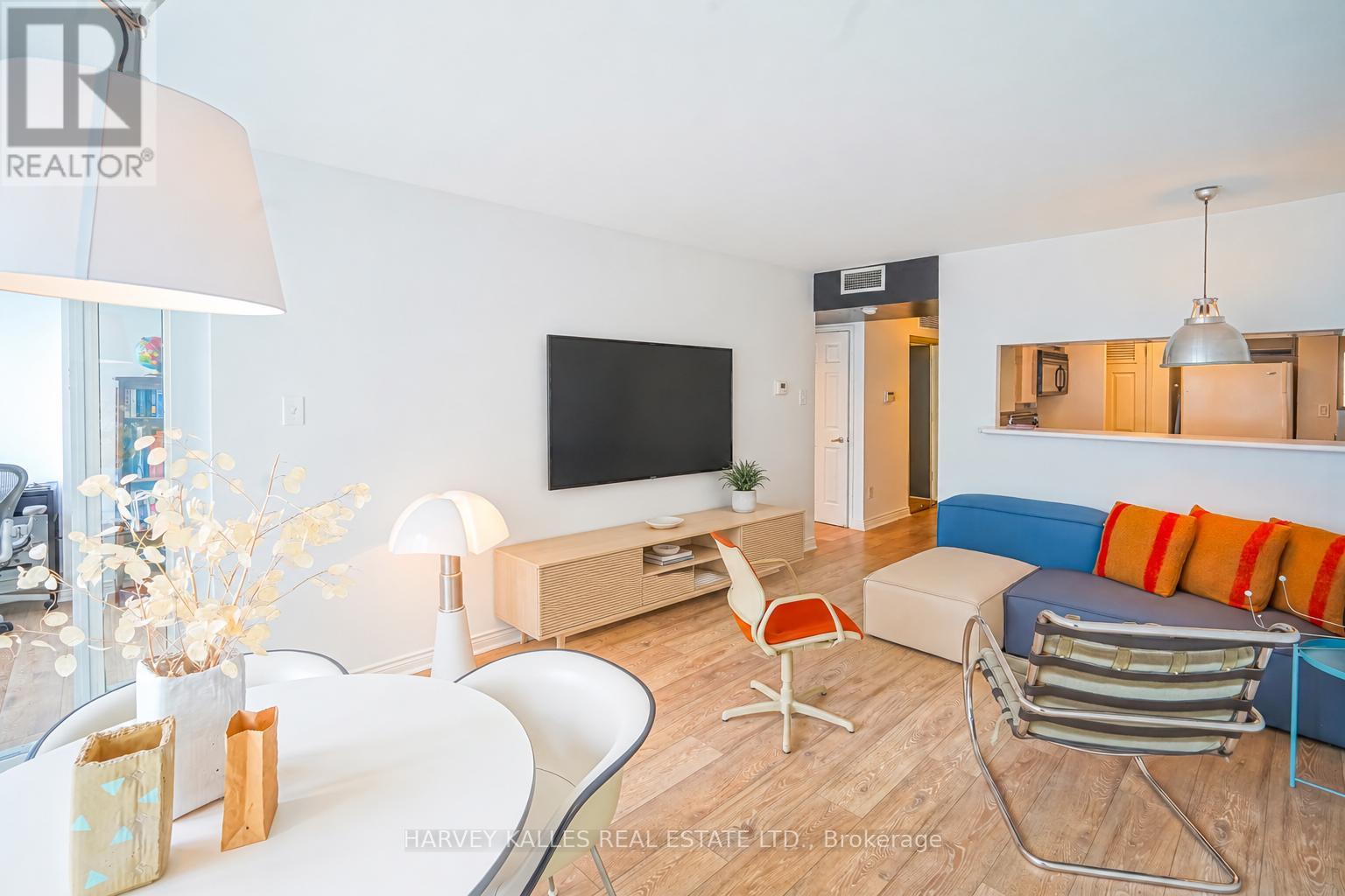 #609 7 BROADWAY AVENUE - Image 3
