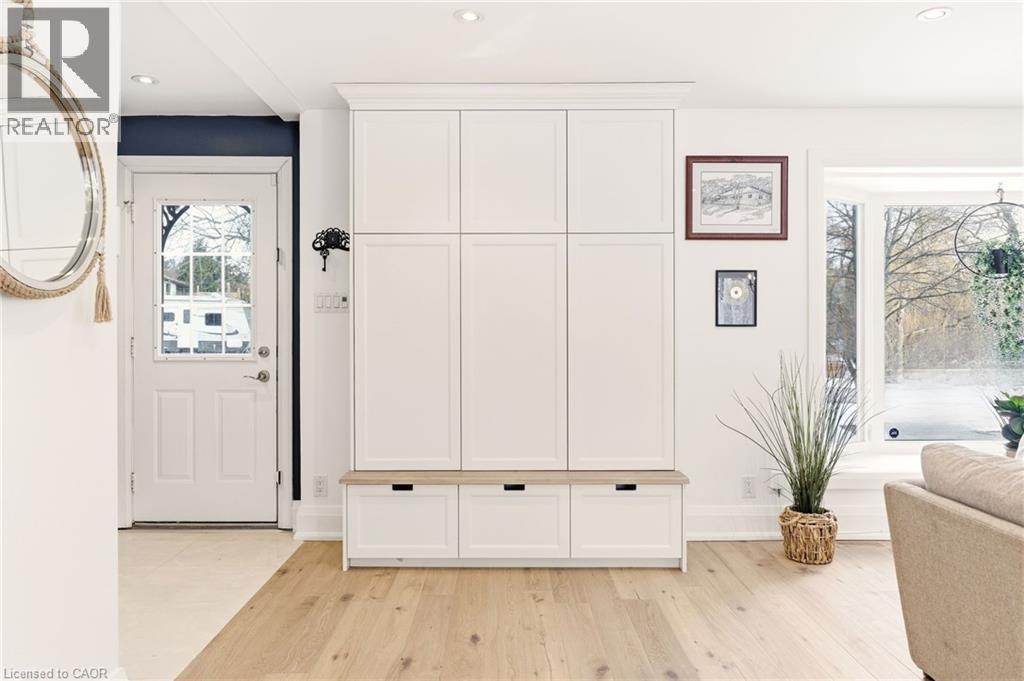 22 ROSEBOUGH Street - 5
