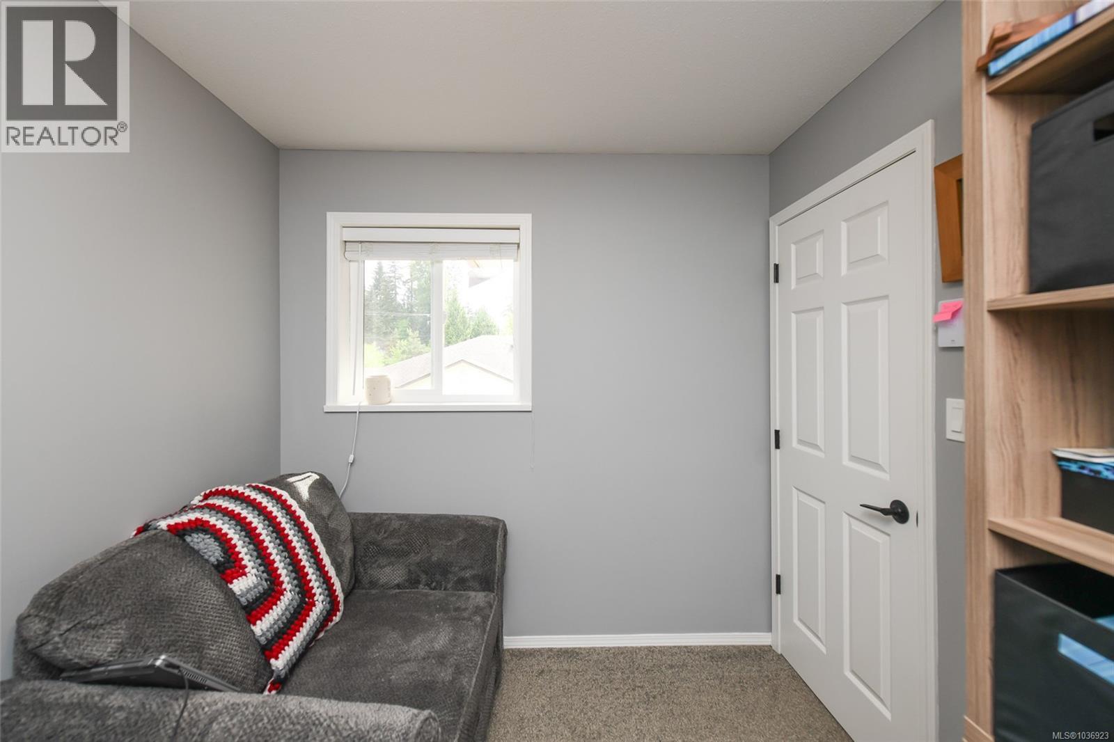 #103 2727 1st St - 28
