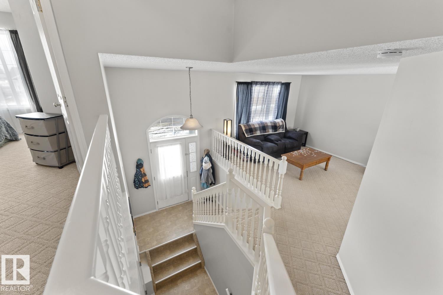 4805 45 ST - 5