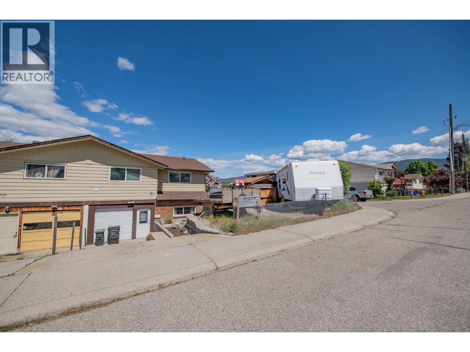 3701 15 Avenue, Vernon