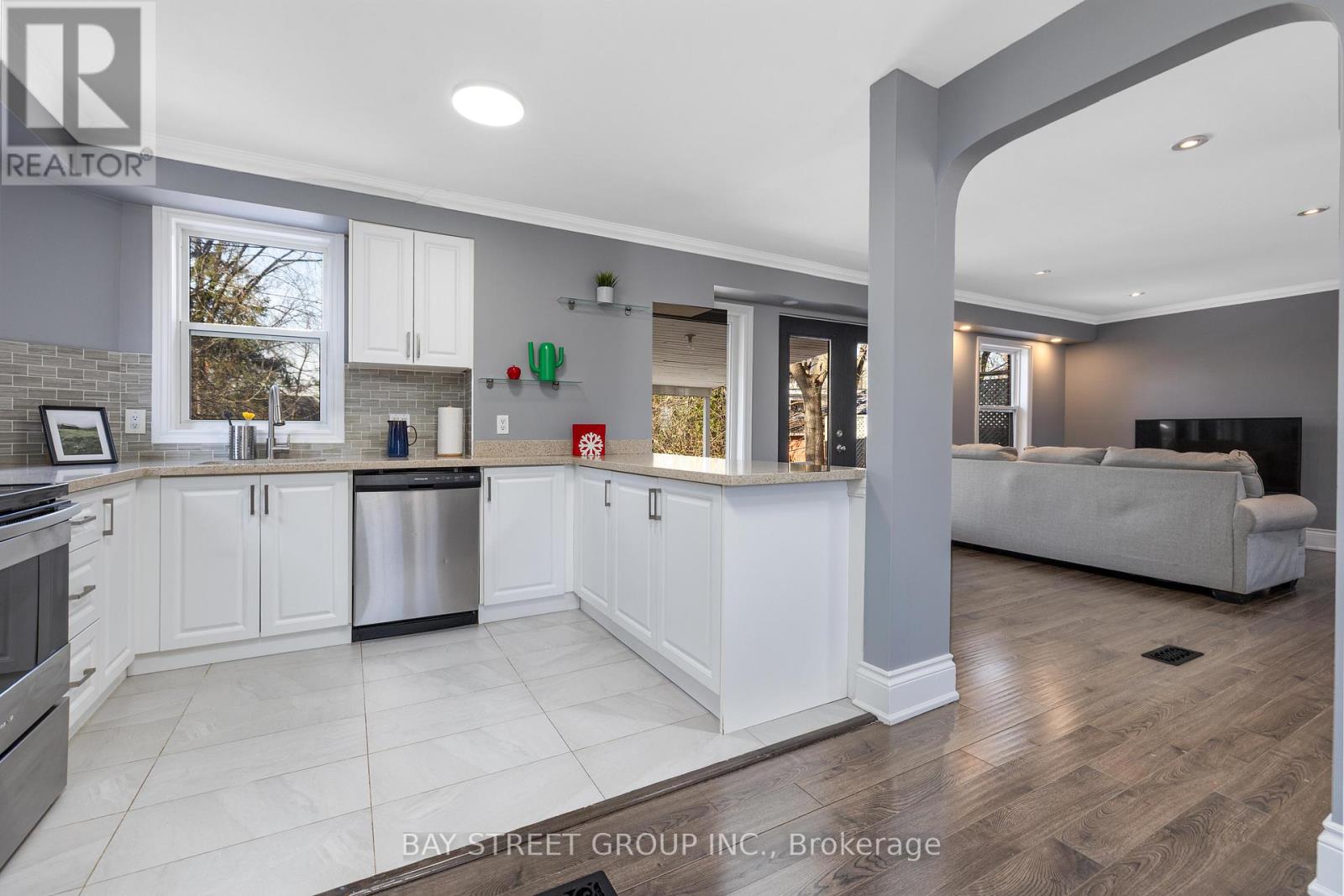 112 BEVDALE ROAD - 8