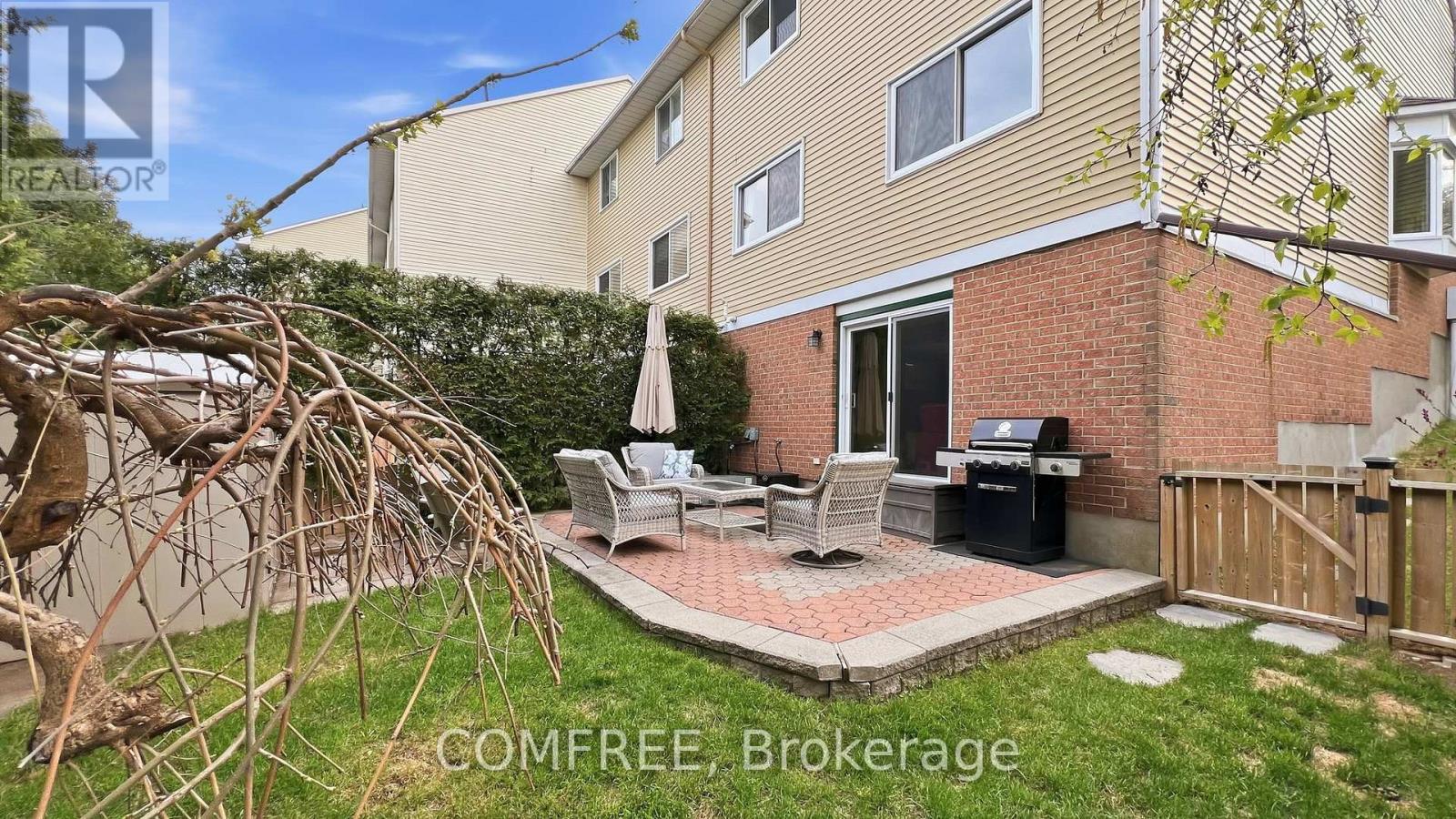 10 DURBIN COURT - 21