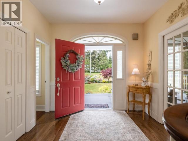 10067 HIGHWAY 101, Powell River