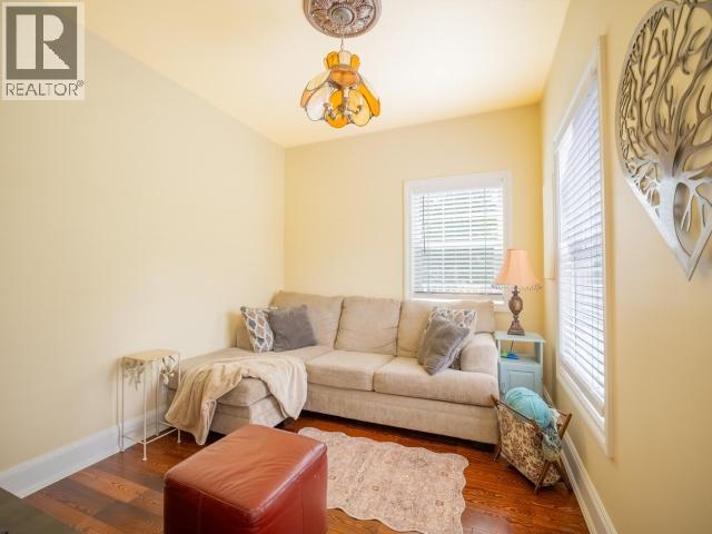 10067 HIGHWAY 101 - 27