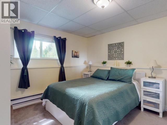 10067 HIGHWAY 101, Powell River