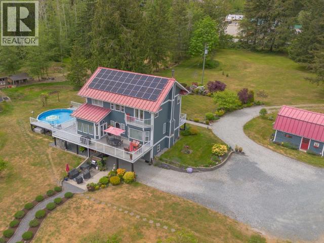 10067 HIGHWAY 101, Powell River