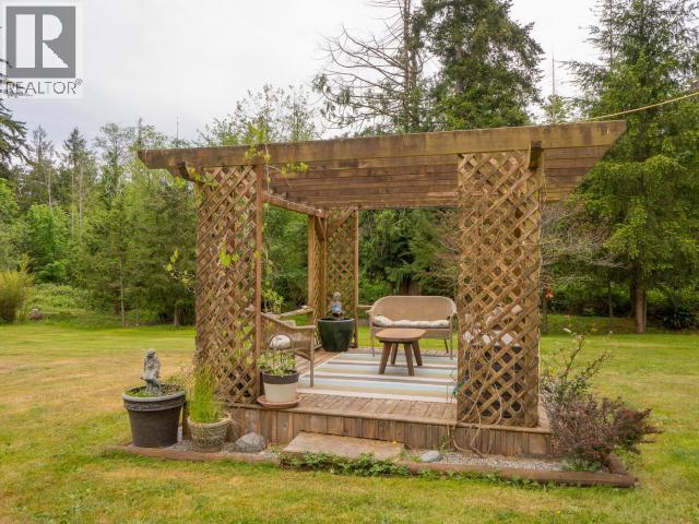 10067 HIGHWAY 101, Powell River