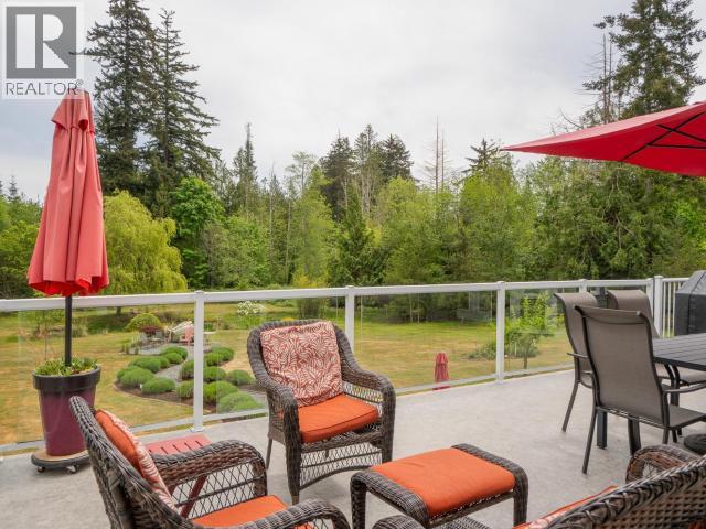 10067 HIGHWAY 101, Powell River